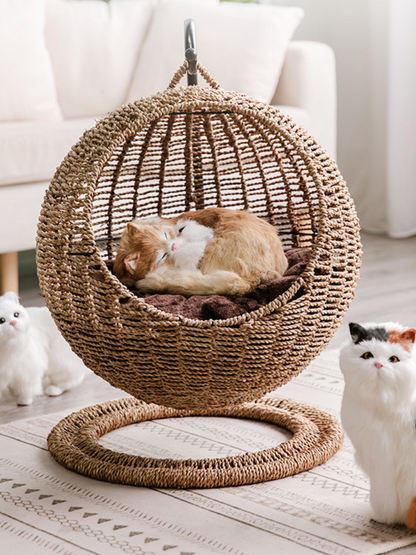 サークル型ラタン風キャットハウス