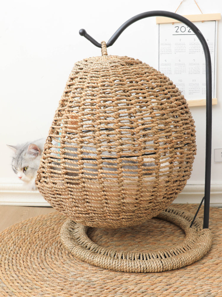 サークル型ラタン風キャットハウス