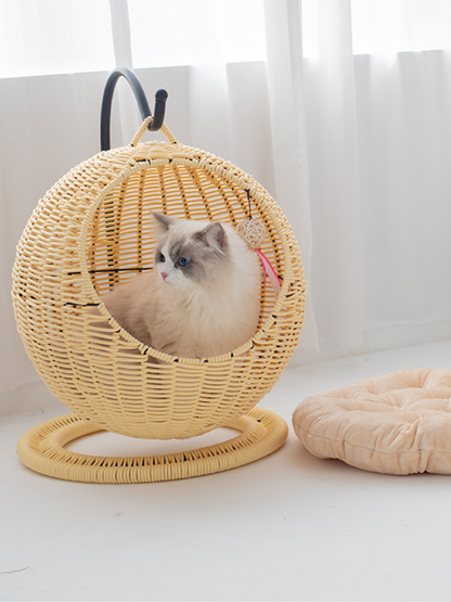 サークル型ラタン風キャットハウス