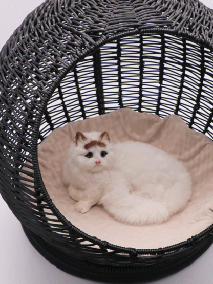 Circle type rattan style cat house