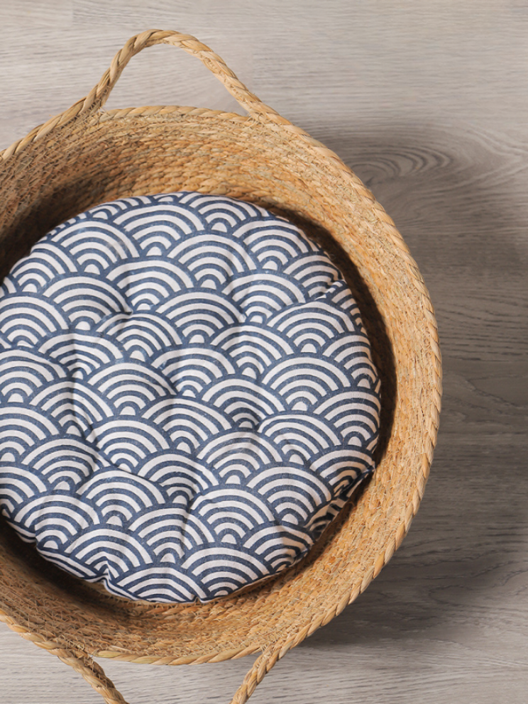 Japanese Pattern Cushion Basket Bed